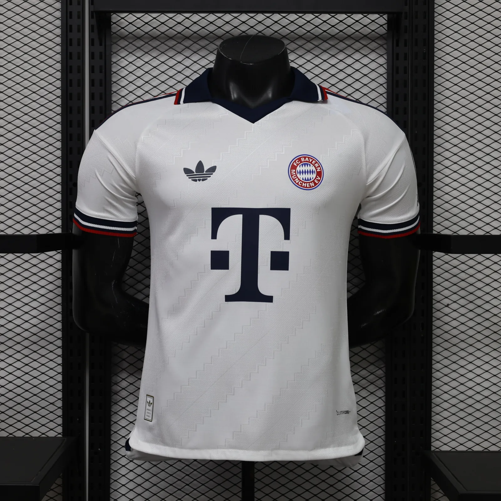 FC Bayern München 2026-27 Away product photo 1
