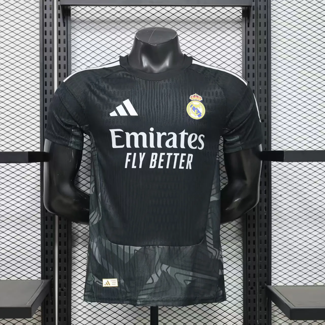 Real Madrid 2026-27 Goalkeeper product photo 1